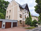 Dobře řešený zděný byt 3+1 se zahradou v klidné části Trutnova
