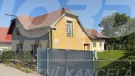 Prodej rodinného domu s krásným pozemkem 